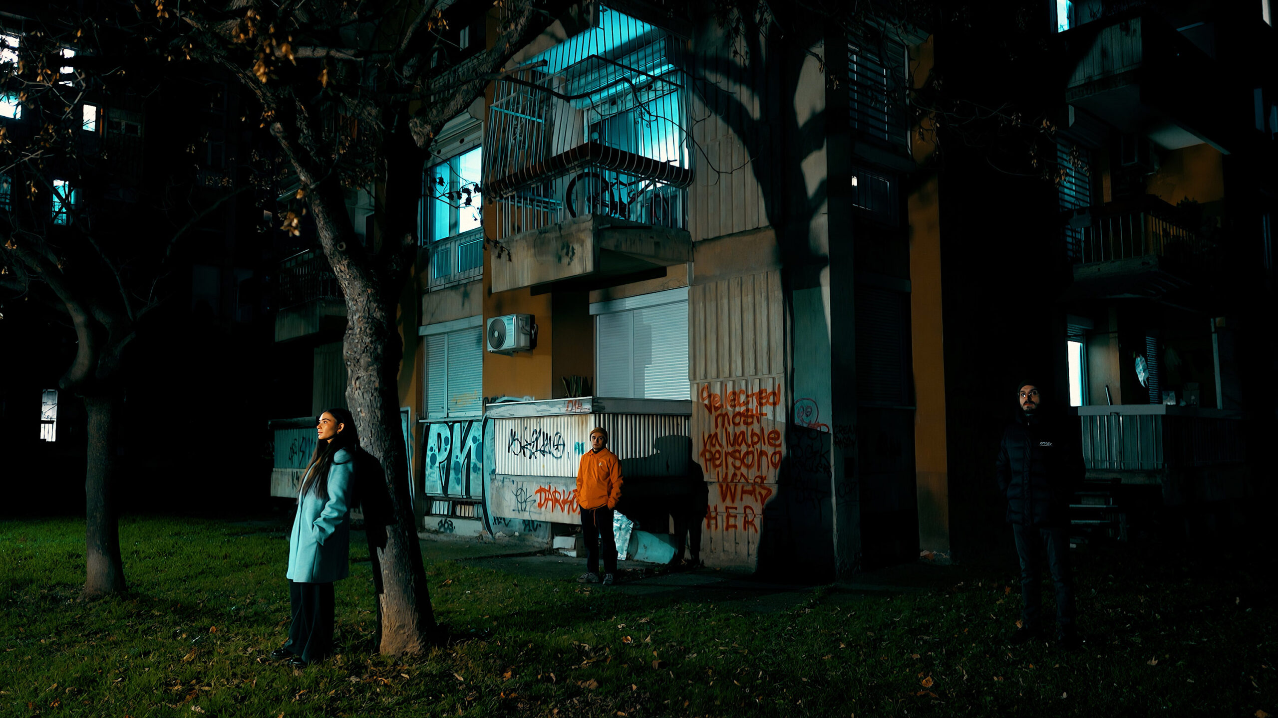 Dina Jashari predstavlja „Gradot“, intimnu odu Skoplju