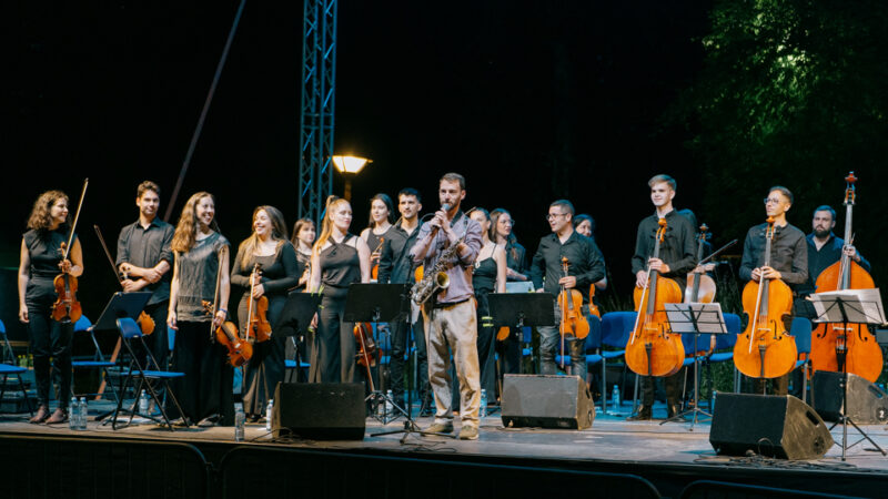 Održan koncert “Protestna nota” džez kvarteta Schime i kamernog orkestra Muzikon u Botaničkoj bašti