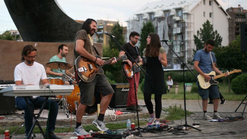 Wooden Ambulance najavljuju novi album sa „Let’s Try“