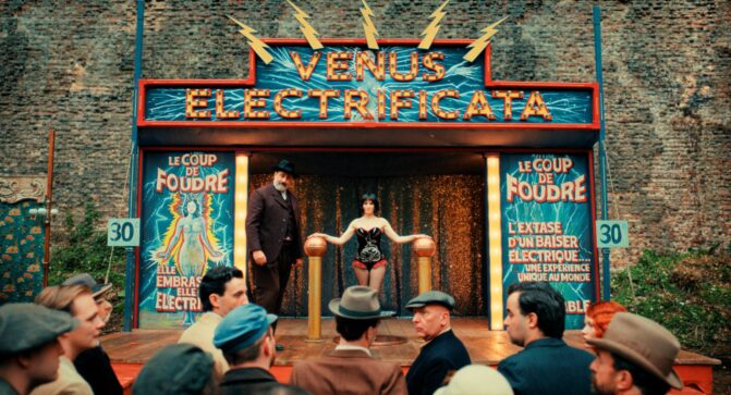 „Električni poljubac“, film koji je obeležio početak Kana, otvara 8. Festival francuskog filma