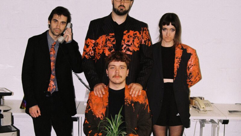 Singl „Mrtav čovek” najavljuje treći studijski album grupe Šajzerbiterlemon